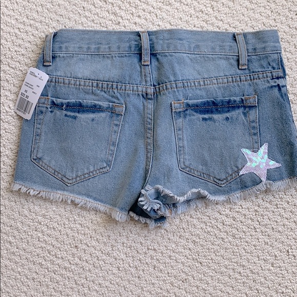 Forever 21 Star shorts - Picture 4 of 4